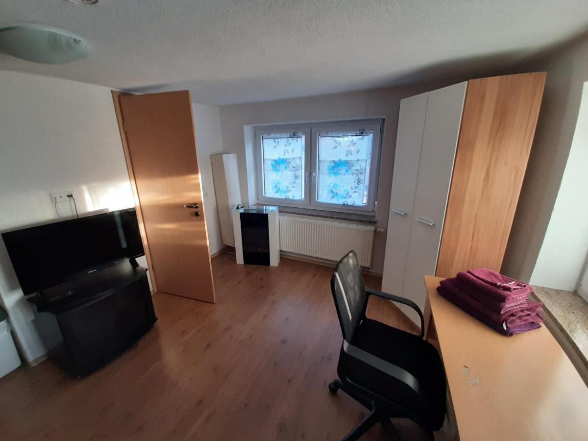 Biberach-Riss-Zimmer-Frei, Einzel-Zimmer Bad Kueche Birkenhard Esterno foto