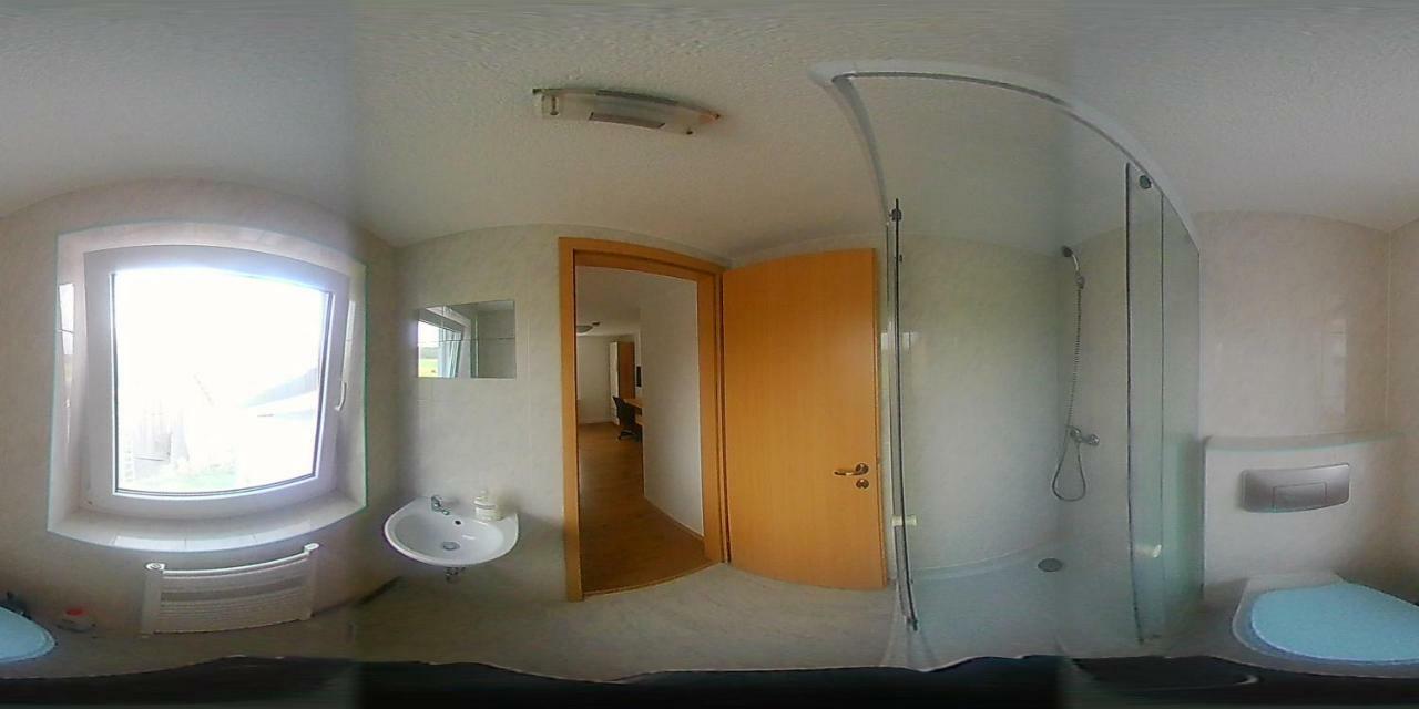 Biberach-Riss-Zimmer-Frei, Einzel-Zimmer Bad Kueche Birkenhard Esterno foto
