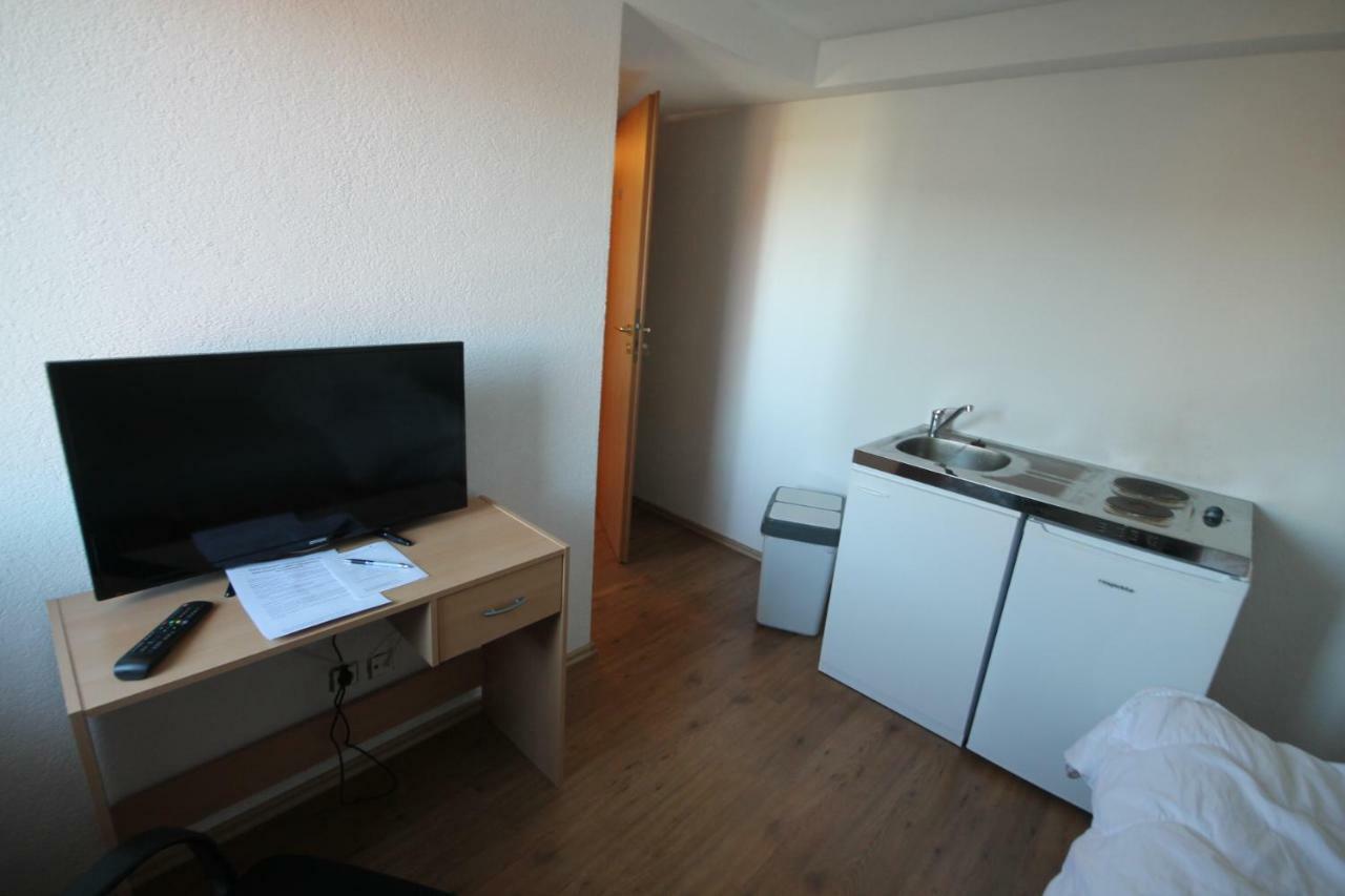 Biberach-Riss-Zimmer-Frei, Einzel-Zimmer Bad Kueche Birkenhard Esterno foto